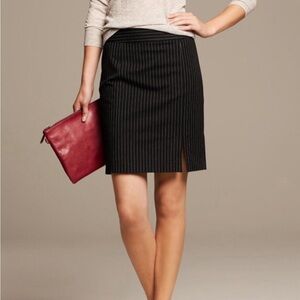 EUC Banana Republic Pinstripe Pencil Skirt